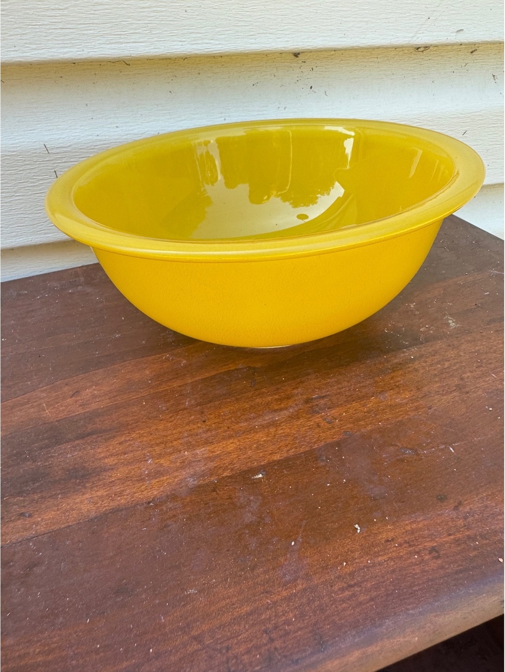 Vintage Pyrex 323 Yellow Mixing Bowl 1.5L Round Glass Nesting Bowl Made in USA
